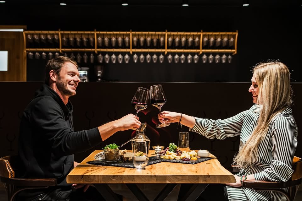 Vinná degustace s chutí a vůní podzimu (Podzim v hotelu Savannah)