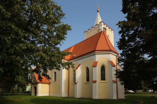 Kostel sv. Markéty ve Chvalovicích