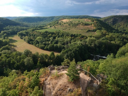 Devět mlýnů - výhled na Šobes