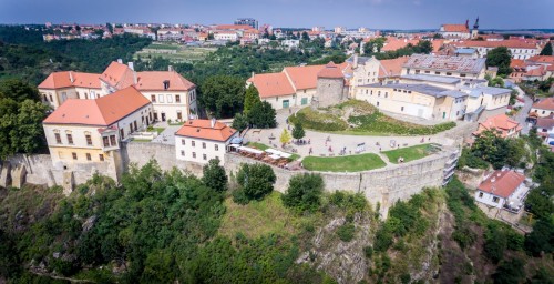 Vyhlídková terasa u rotundy sv. Kateřiny