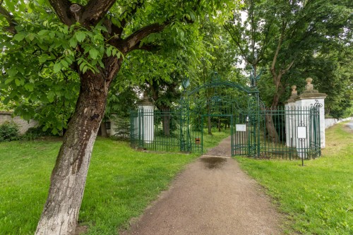 Park u Nového zámku Jevišovice