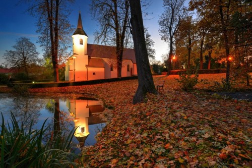 Miroslavské Knínice - kostel sv. Mikuláše